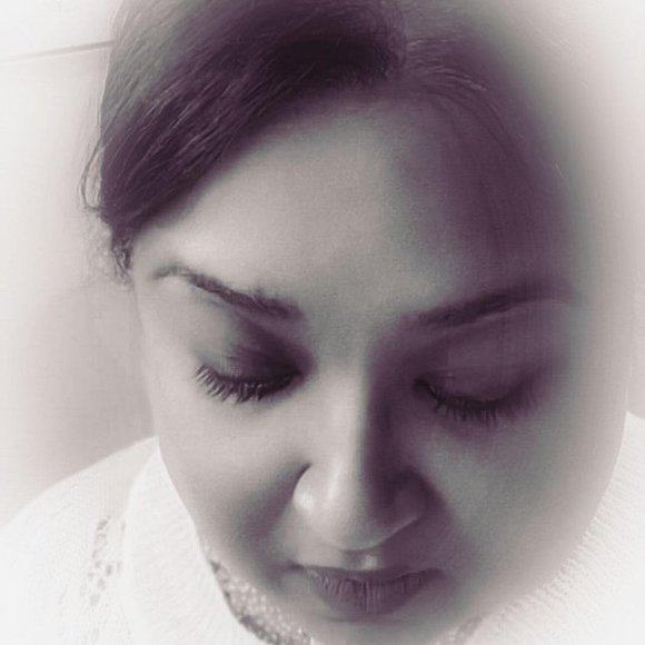 Meet your Posher, Nadine - Picture 1 of 1